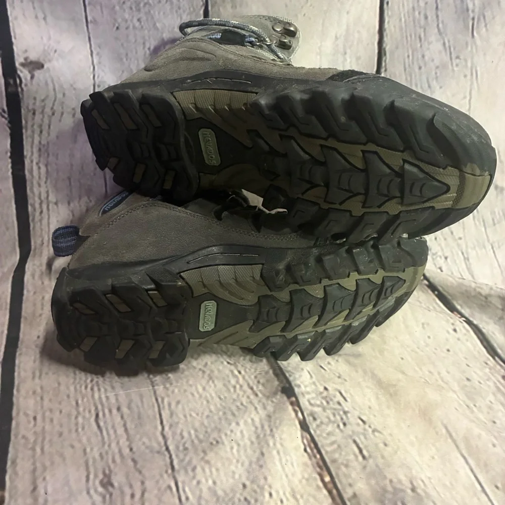 Nevados‎ Basque Mid Women’s Outdoor Hiking Trail Boots Gorpcore Sz 8.5 AS IS